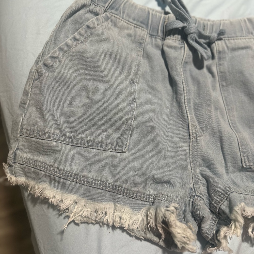 Gray Denim Shorts - Picture 3 of 7